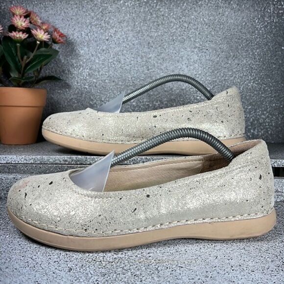 Alegria Petal Flats Size 6 Ivory Gold Flake Slip On Shoes Loafers Leather - Picture 4 of 8